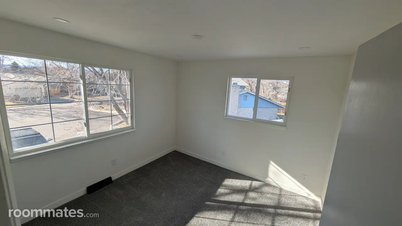 Profile photo 5 of 11