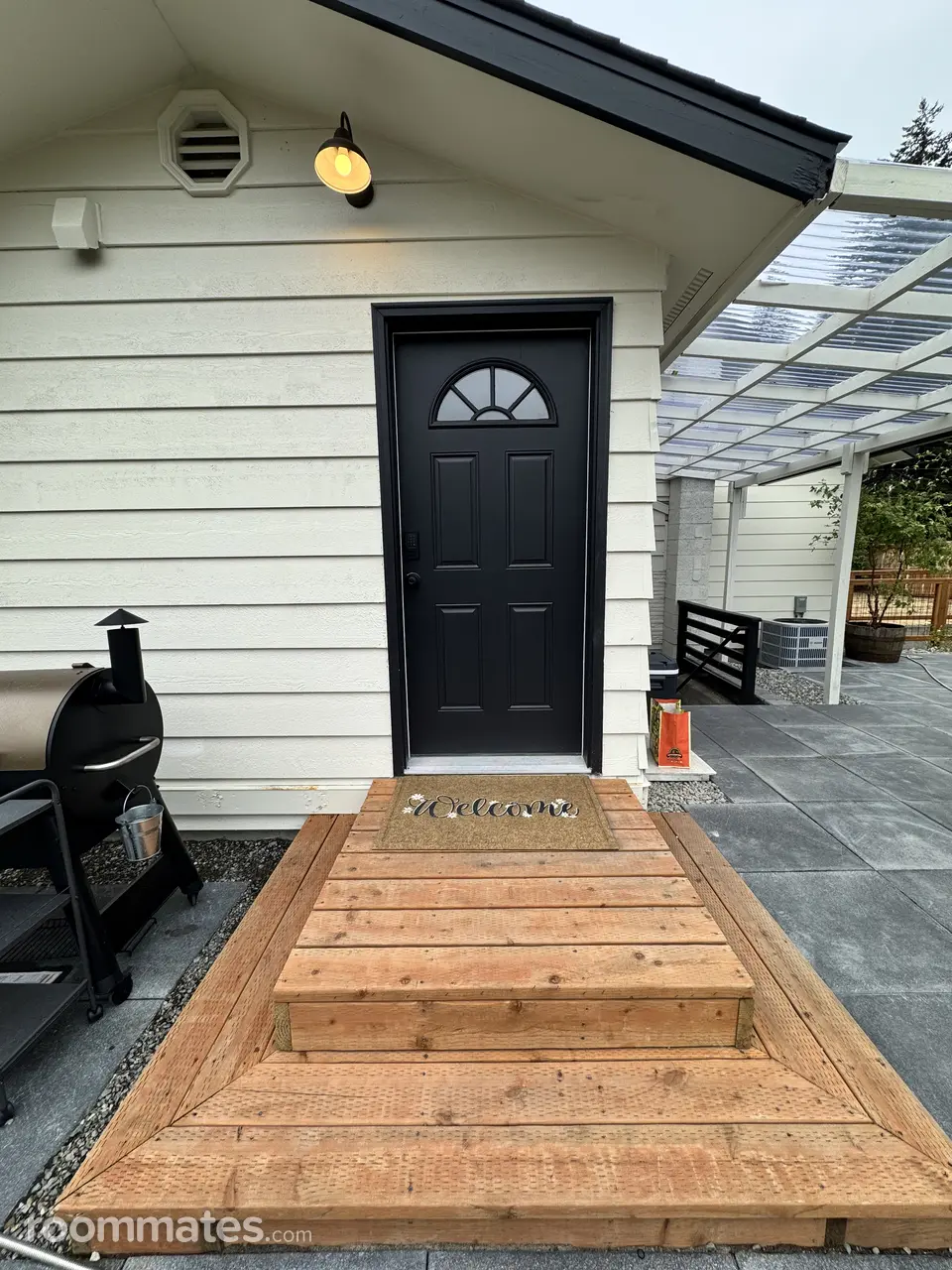 Profile photo 2 of 11