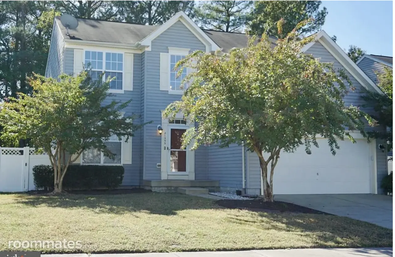 Profile photo 4 of 11