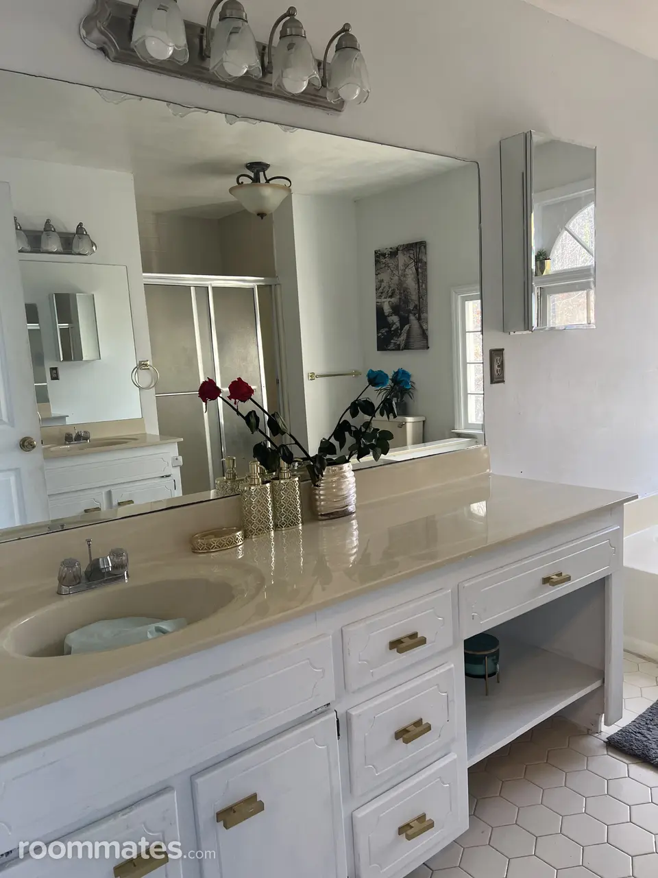 Profile photo 5 of 11