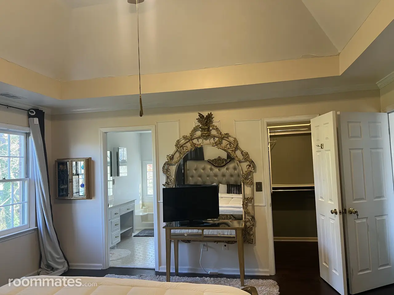 Profile photo 4 of 11