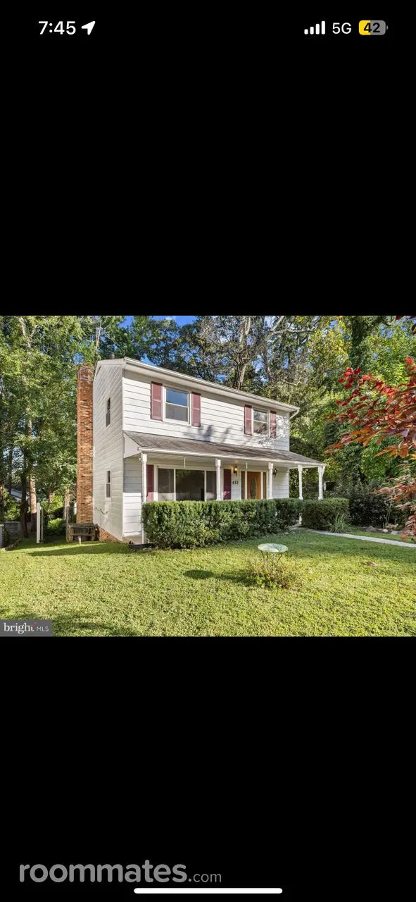 Profile photo 2 of 10