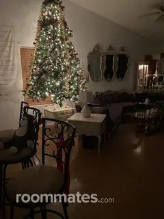 Room for rent in Phoenix, AZ $700, house