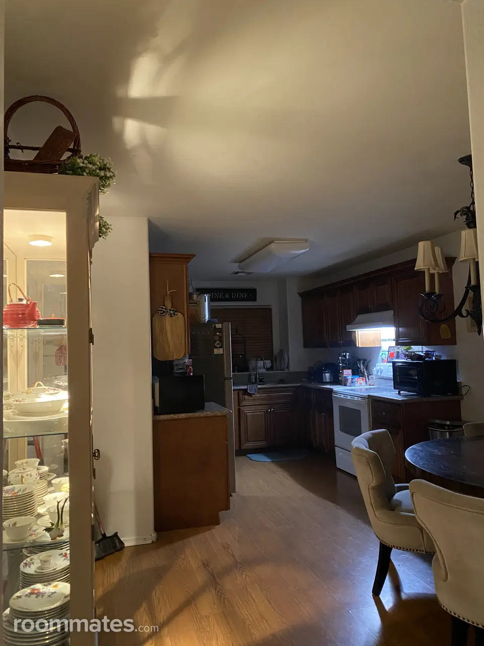 Profile photo 9 of 19