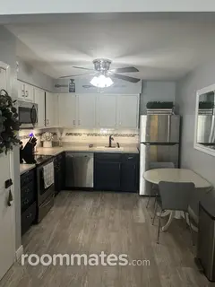 Room for rent in St. Louis, MO $750, house