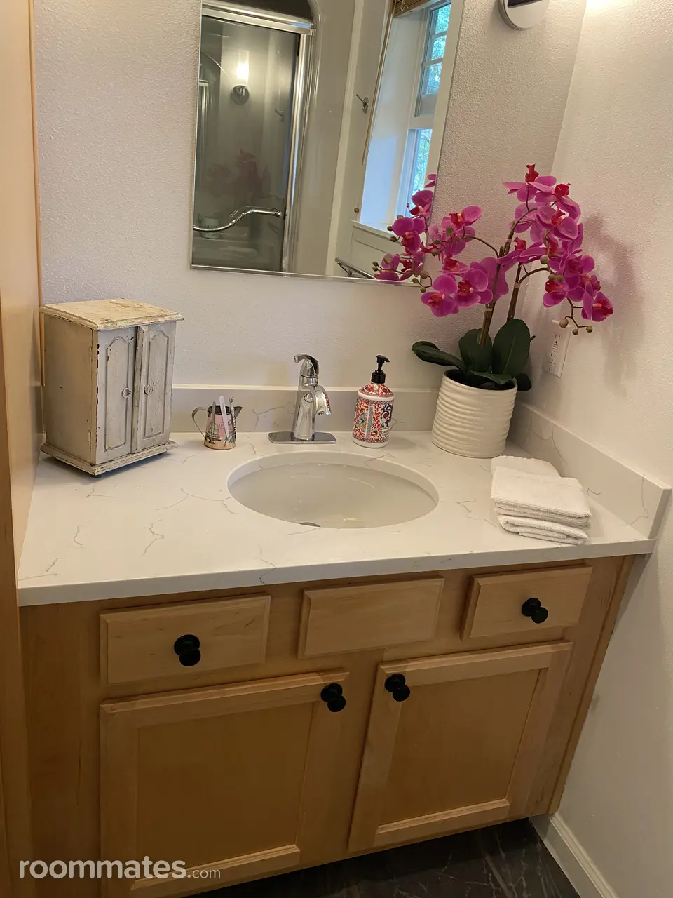 Profile photo 7 of 13