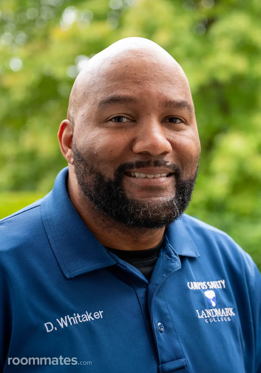 Profile photo 3 of 9