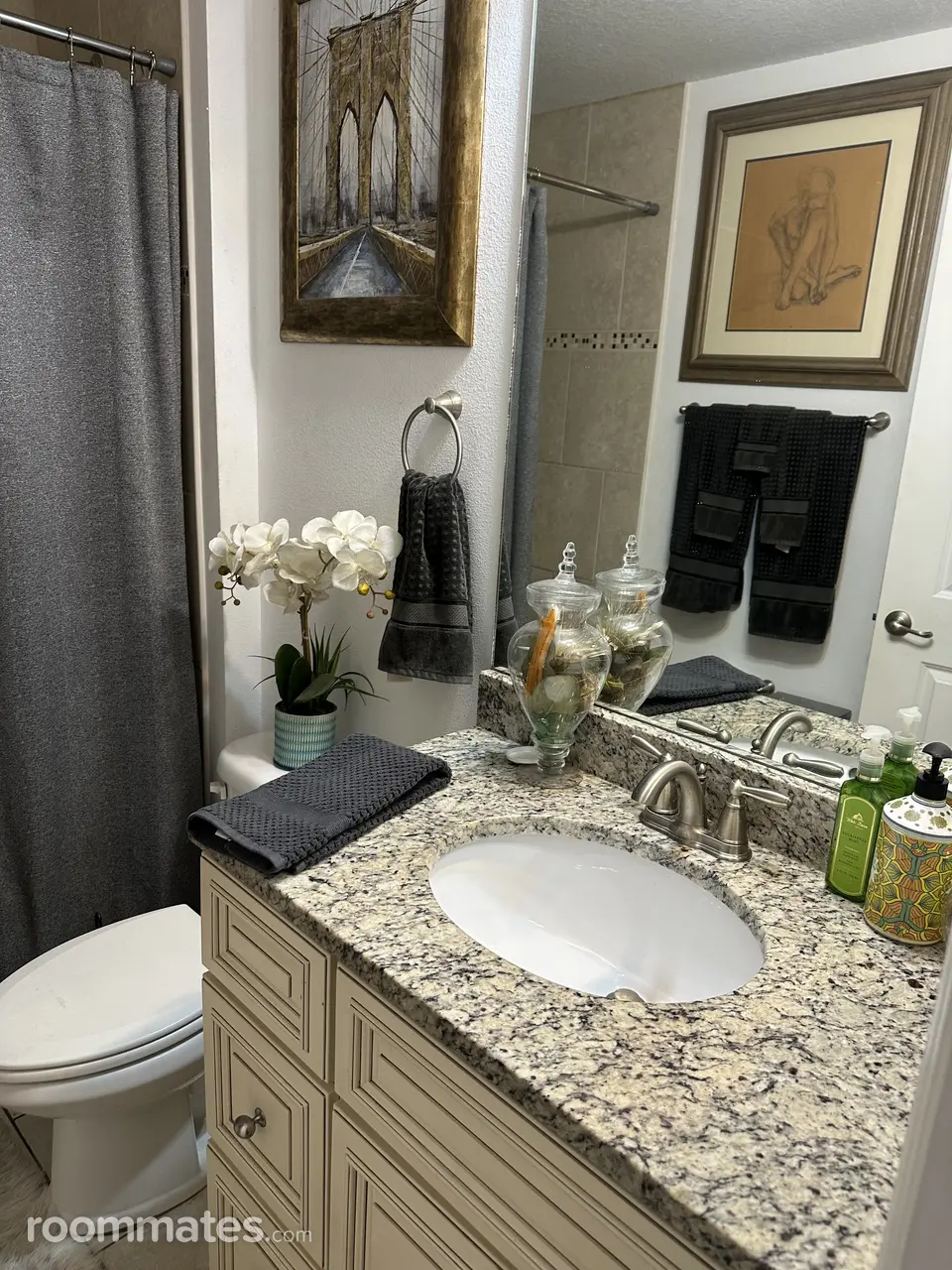 Profile photo 5 of 7