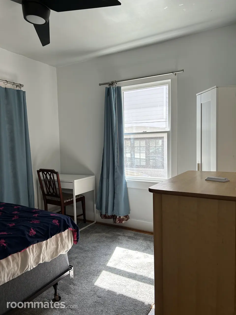 Profile photo 7 of 11