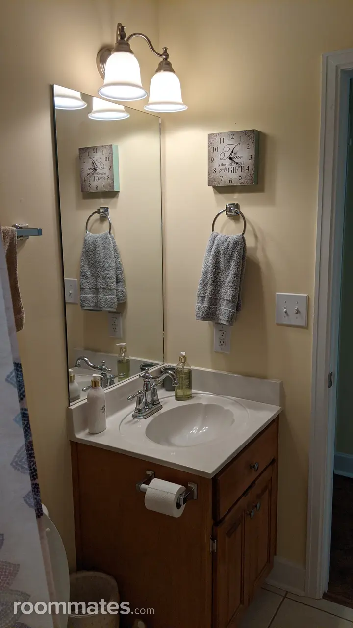 Profile photo 2 of 9