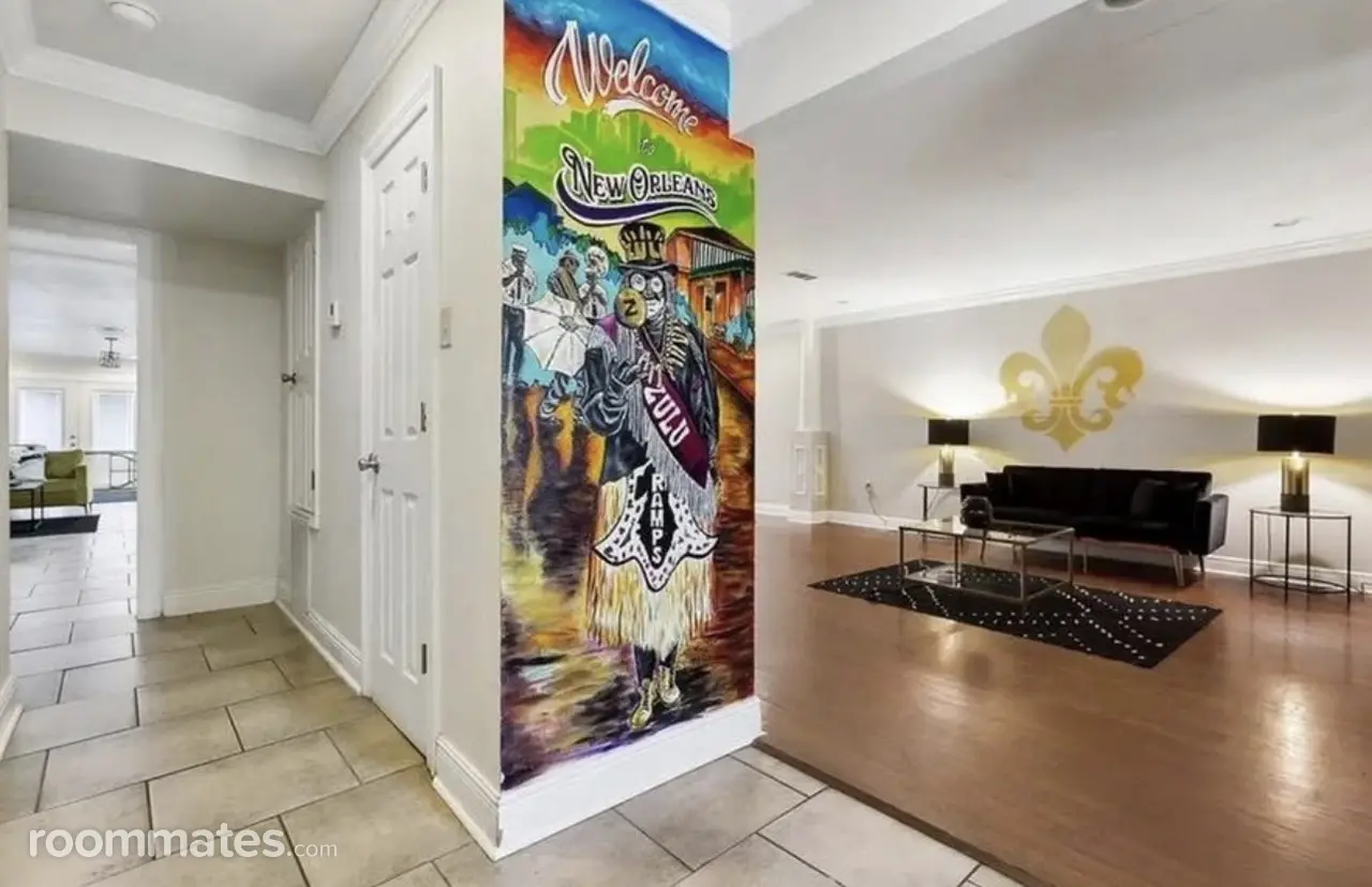 Profile photo 1 of 11