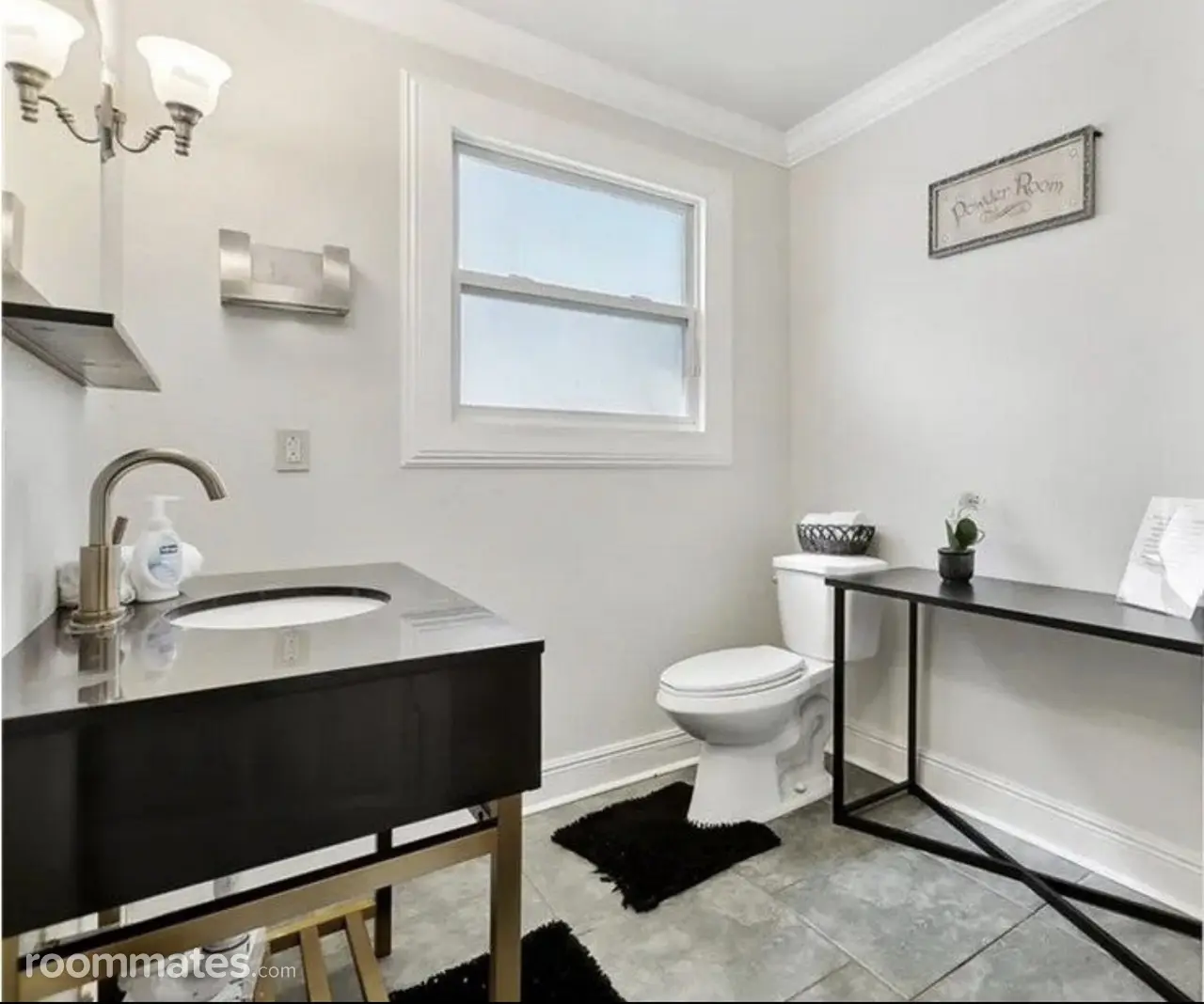 Profile photo 9 of 11