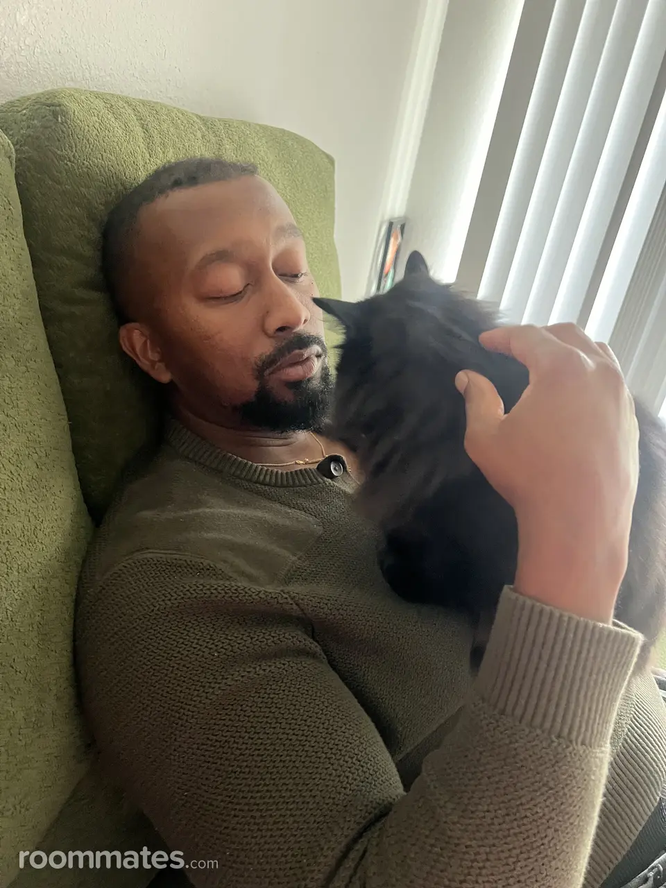 Profile photo 16 of 18