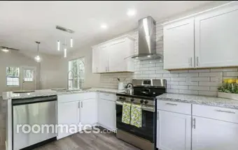 Room for rent in Marietta, GA $900, house