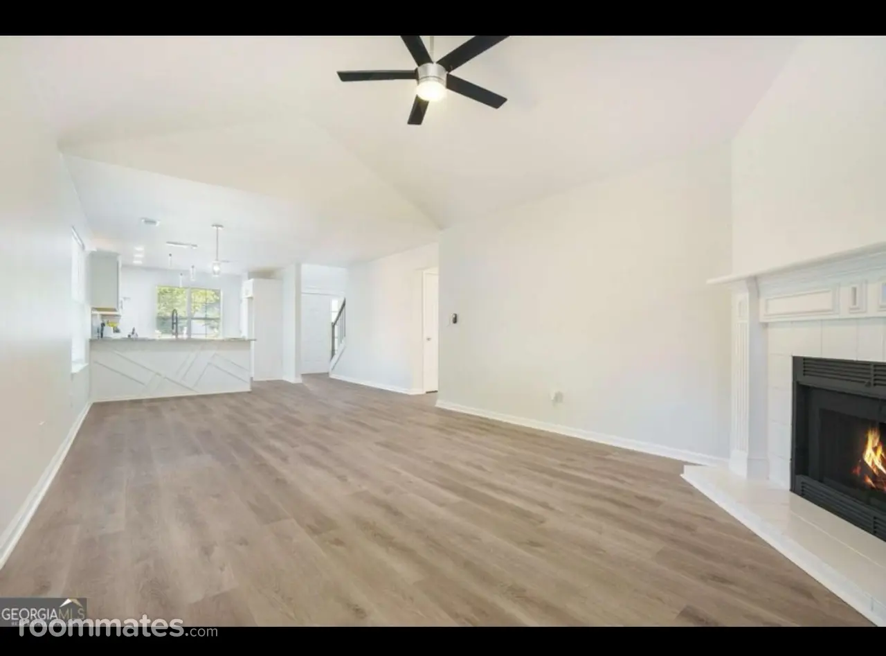 Profile photo 2 of 9