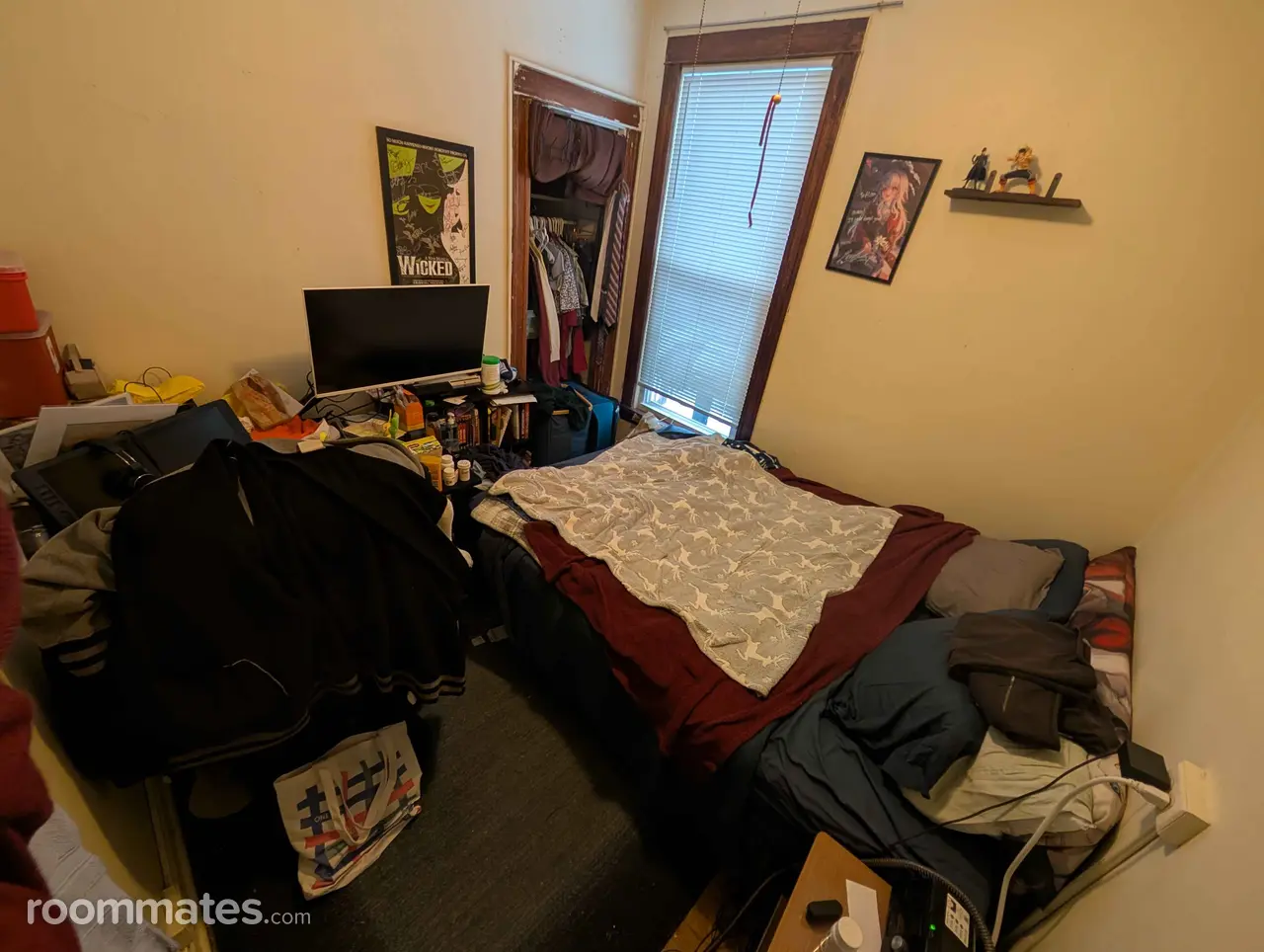 Profile photo 1 of 6