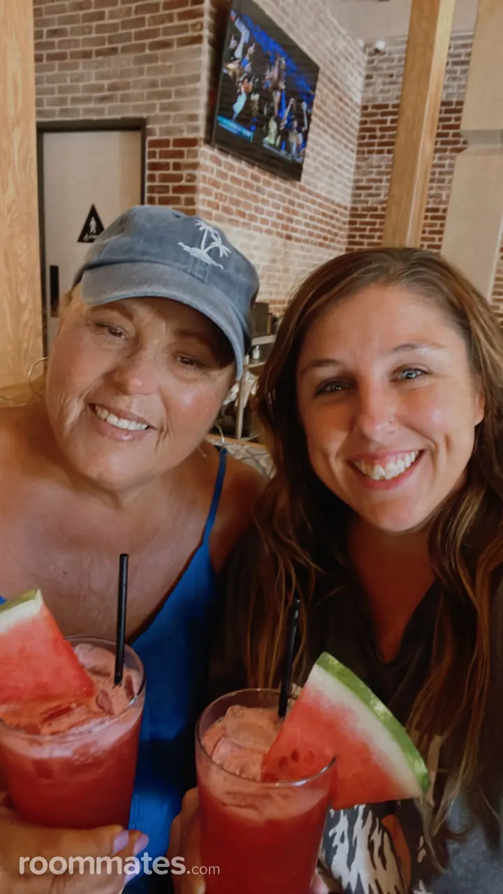 Profile photo 2 of 6