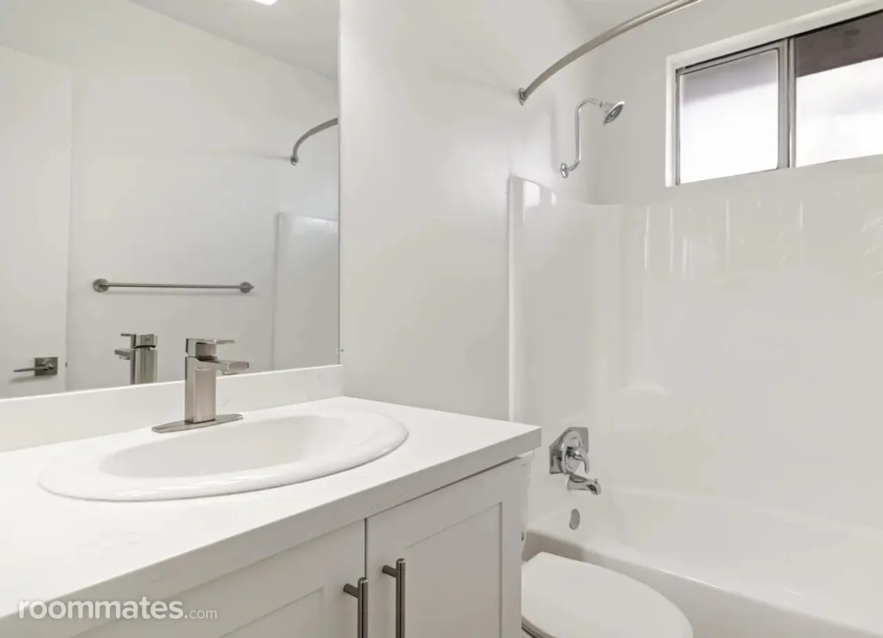 Profile photo 1 of 5