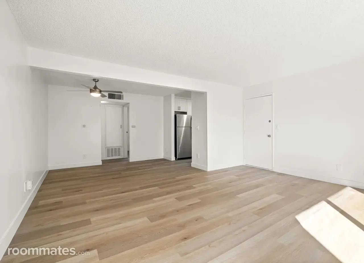 Profile photo 2 of 5