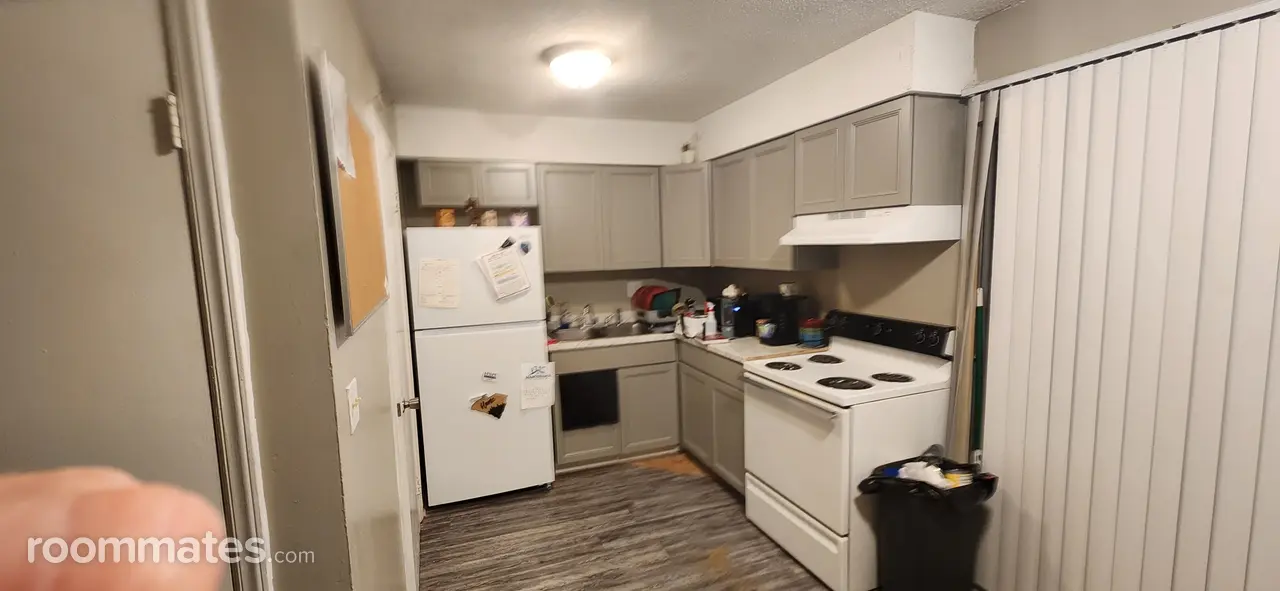 Profile photo 1 of 14