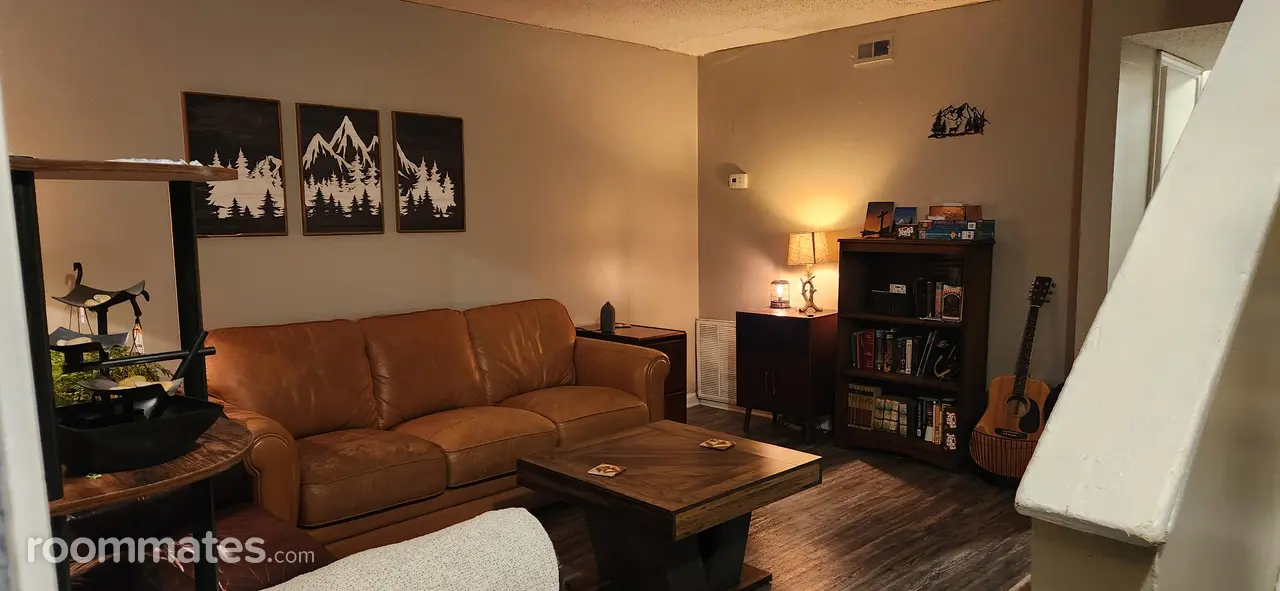 Profile photo 8 of 14