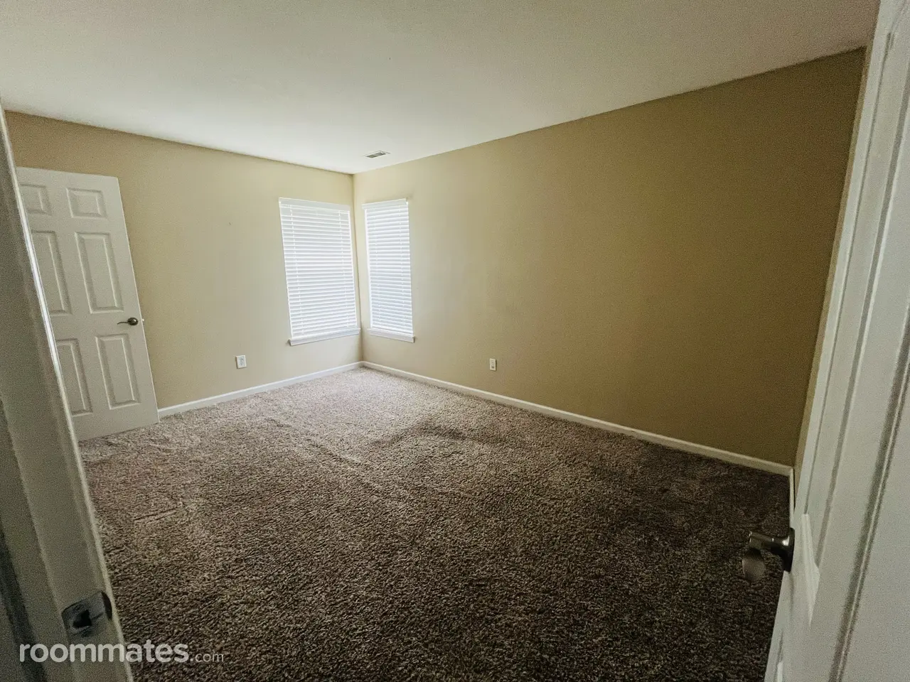 Profile photo 8 of 11