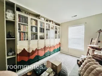 Room for rent in Indianapolis, IN $600, house