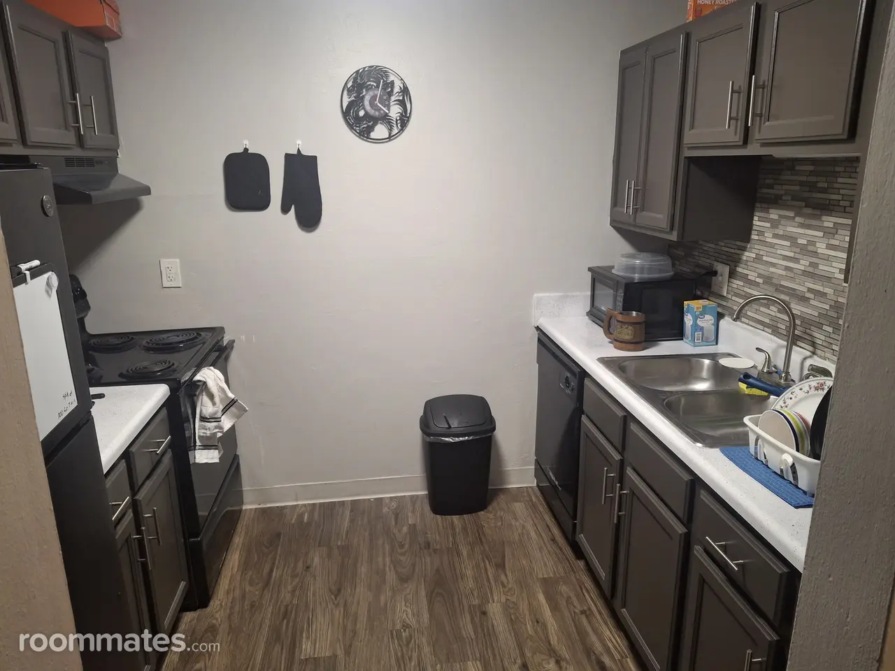 Profile photo 8 of 13