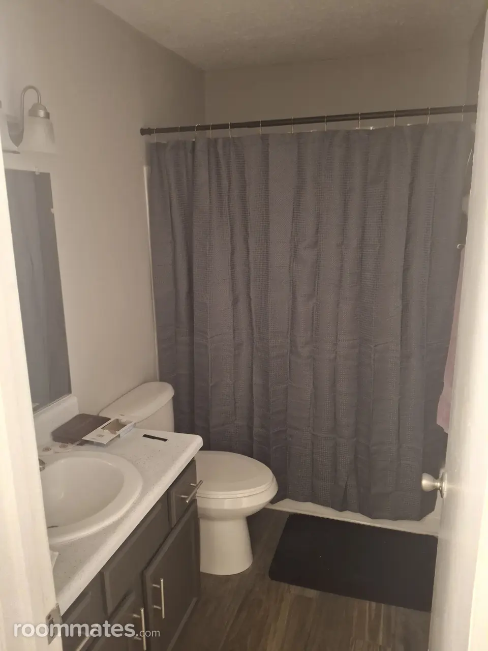 Profile photo 3 of 13