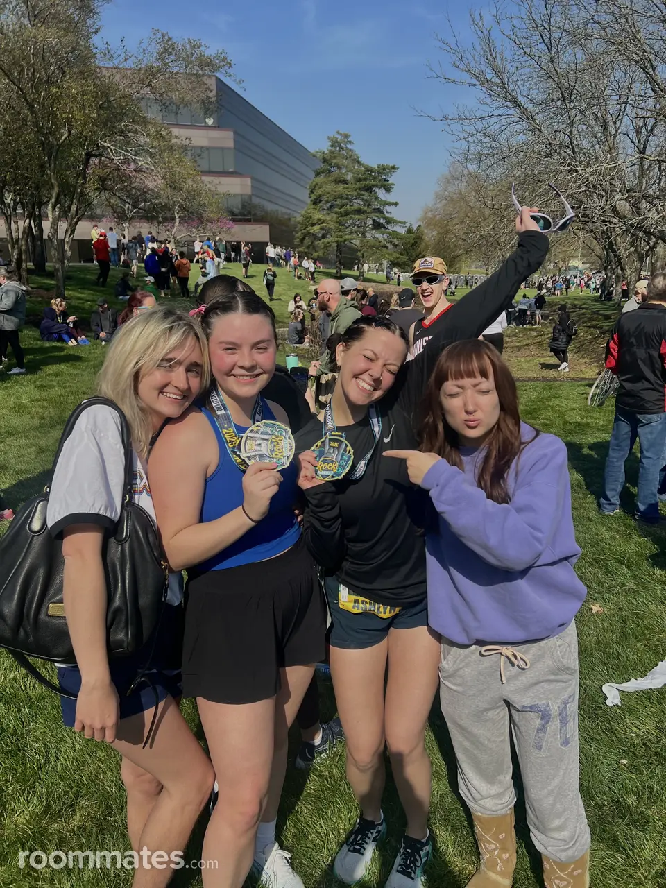 Profile photo 4 of 4