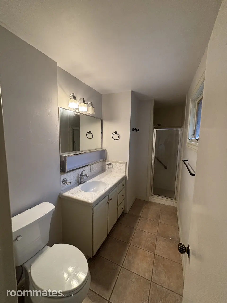 Profile photo 4 of 7