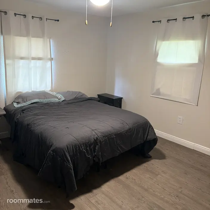 Room for rent in Plant City, FL $1000, house