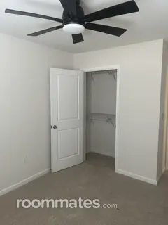 Room for rent in Wake Forest, NC $900, townhouse