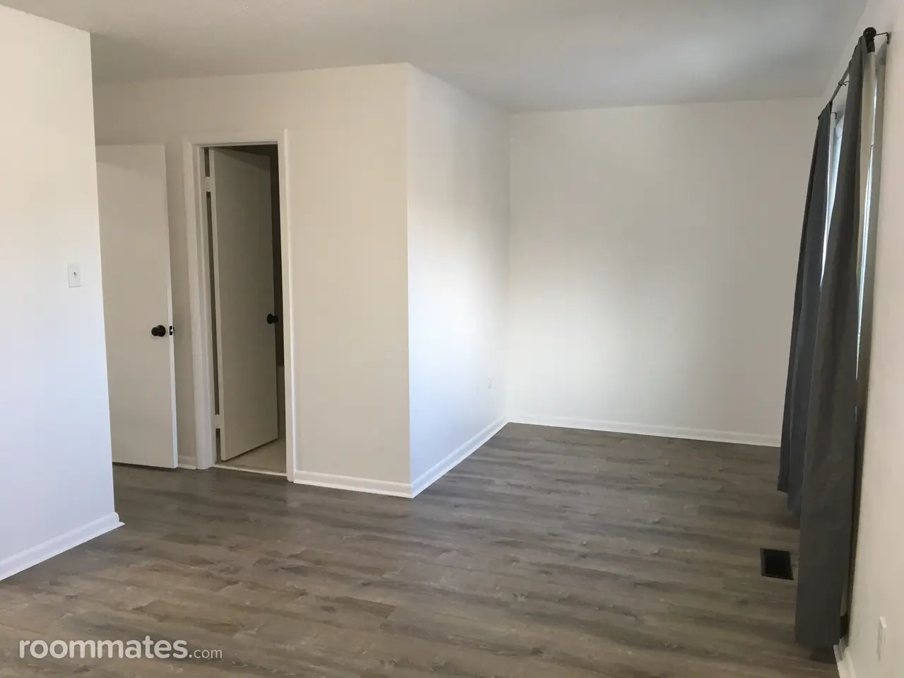 Room for rent in Virginia Beach, VA $825, townhouse