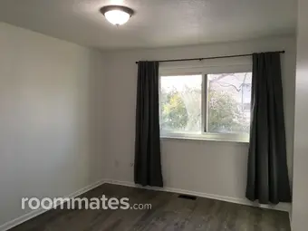 Room for rent in Virginia Beach, VA $725, townhouse