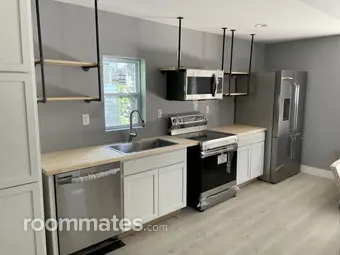 Room for rent in Grand Rapids, MI $850, house