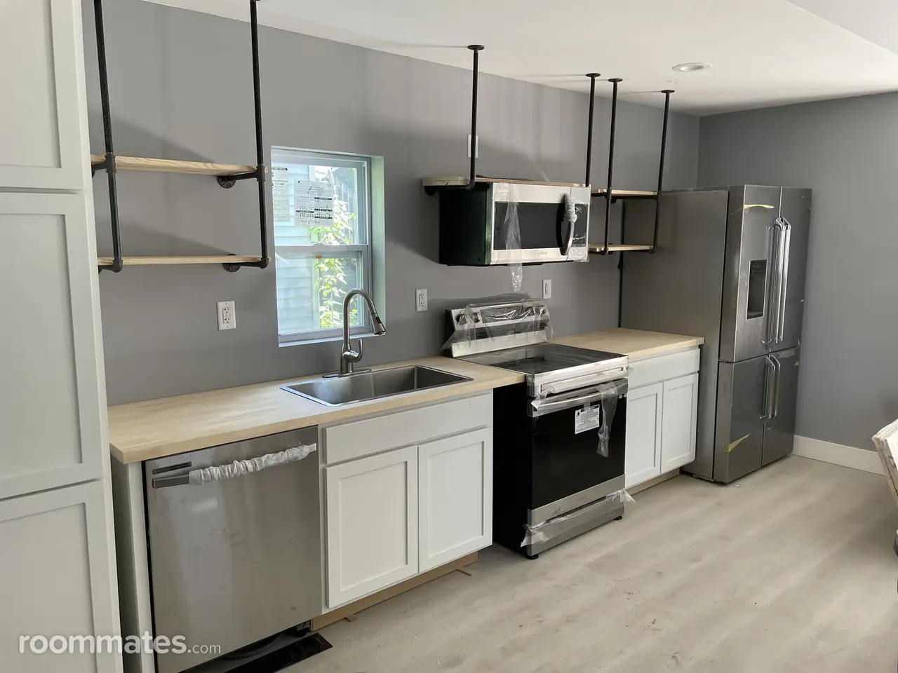 Profile photo 2 of 10