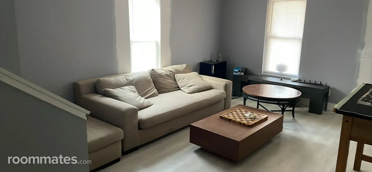 Profile photo 4 of 10