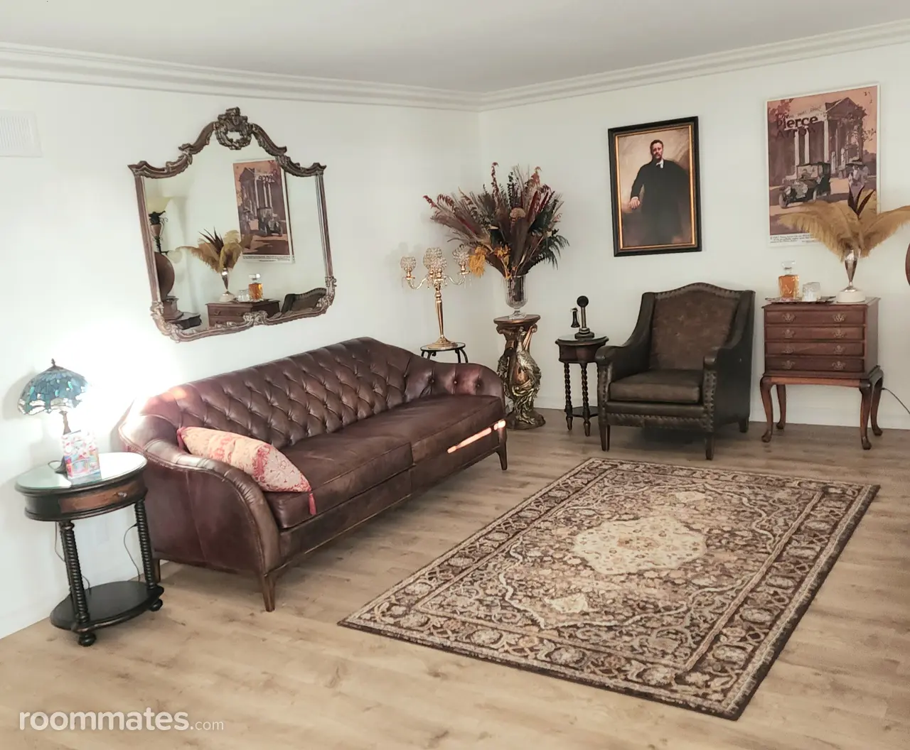 Profile photo 1 of 10