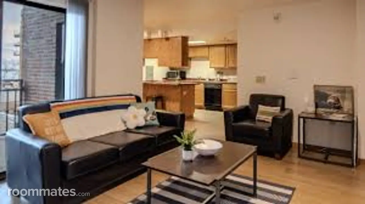 Profile photo 4 of 5