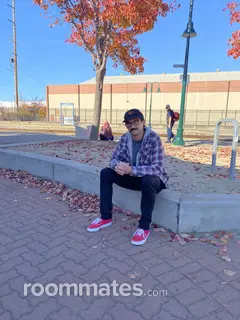 Roommate looking Roseville, CA, $1300