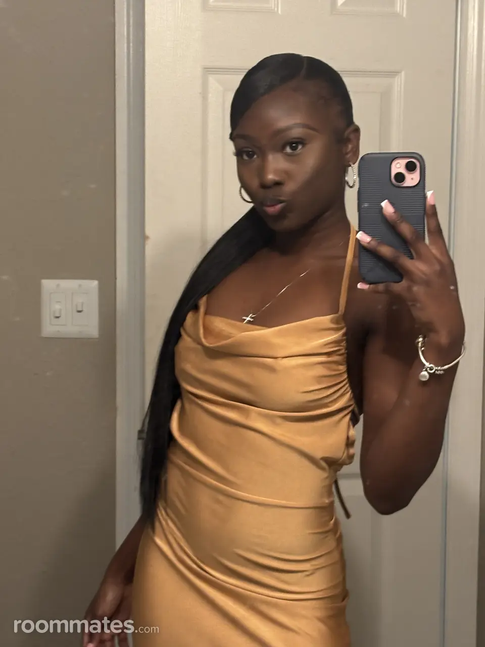 Profile photo 12 of 16