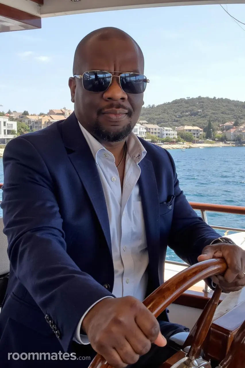 Profile photo 6 of 8