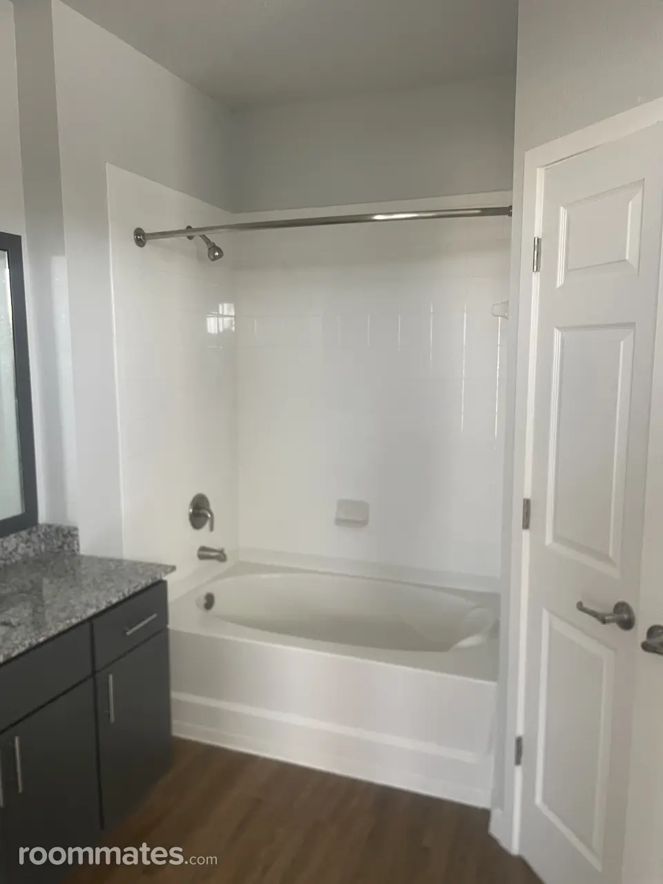 Profile photo 3 of 8