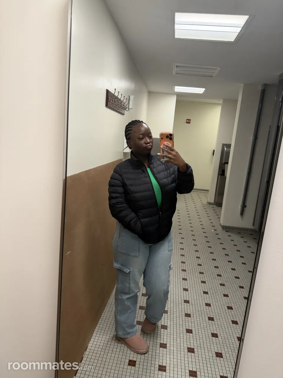 Profile photo 4 of 4