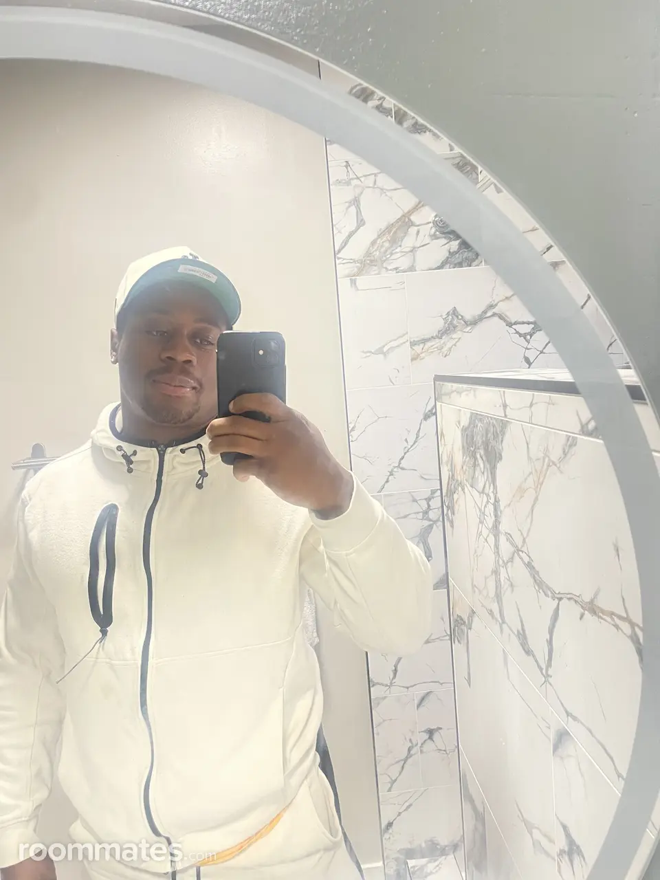 Profile photo 4 of 5