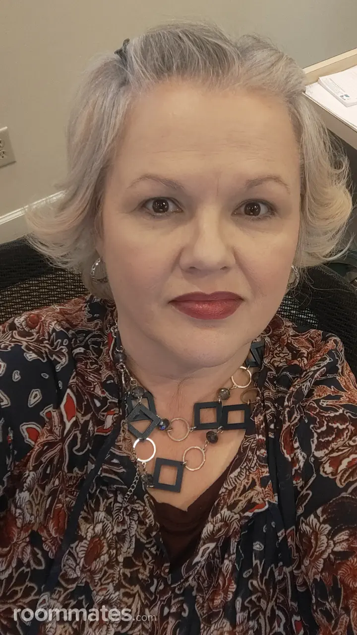 Profile photo 4 of 5