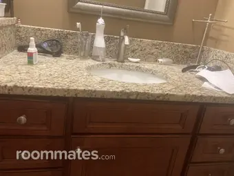 Room for rent in Hilton Head Island, SC $100, house