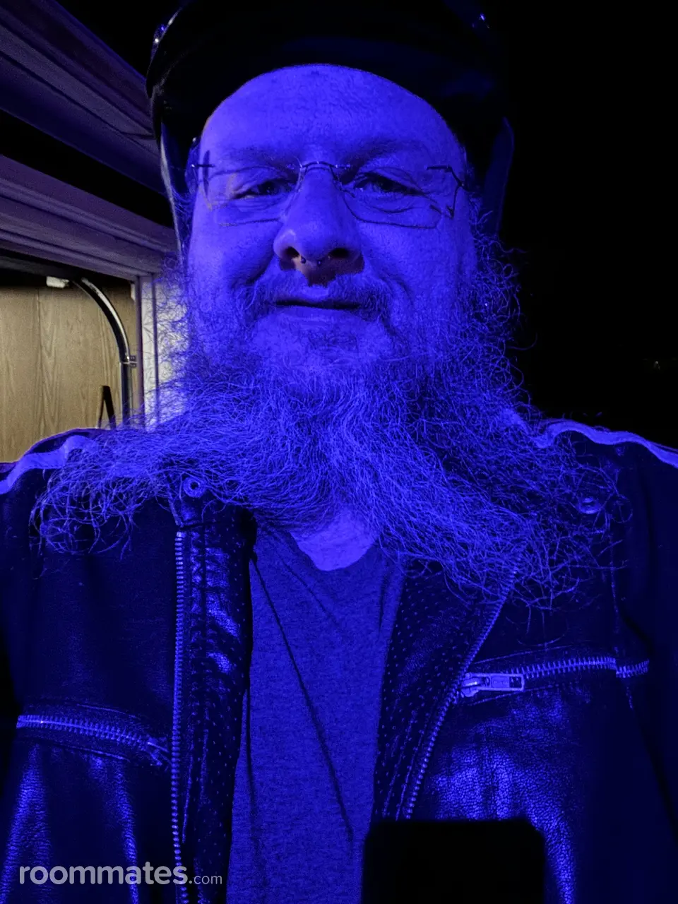 Profile photo 12 of 14