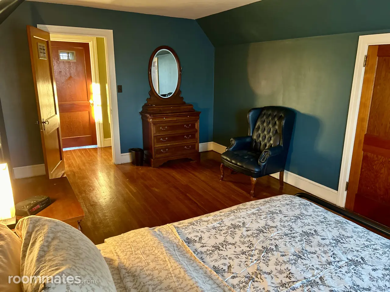 Profile photo 2 of 14